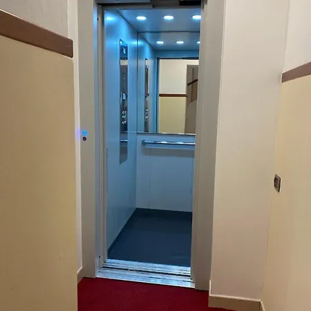 Venezia ホテル ラ・スペツィア