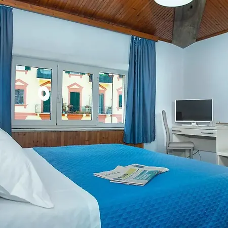Отель Venezia Специя